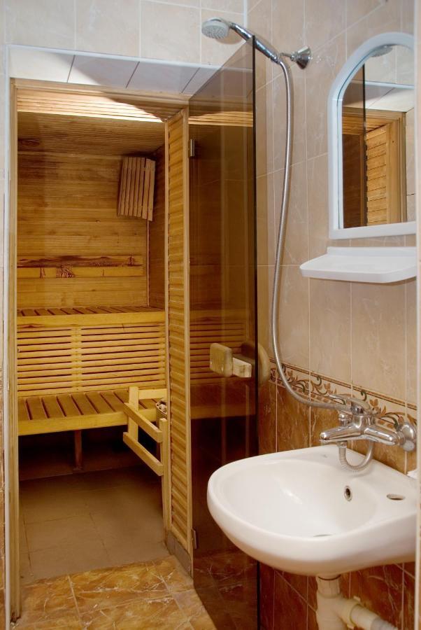 Galitsiya Hotel Λβιβ Δωμάτιο φωτογραφία